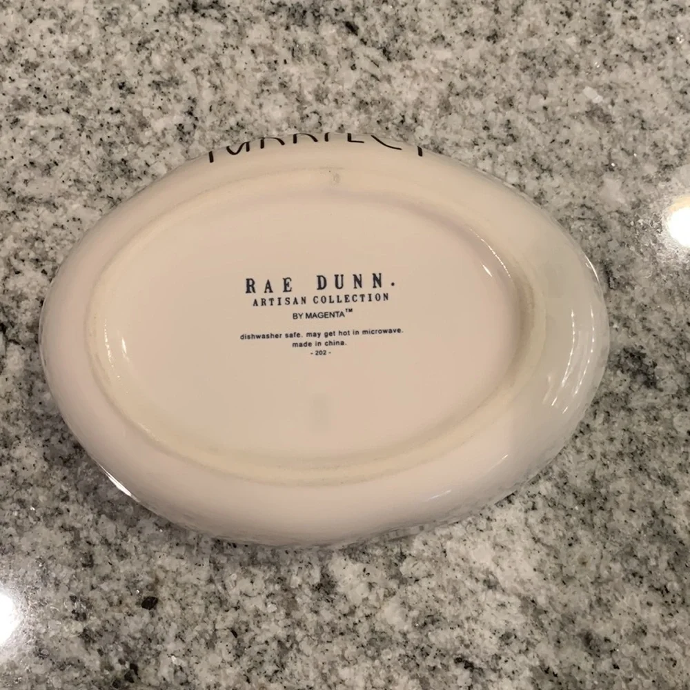 Cat food/water bowls- set of 2